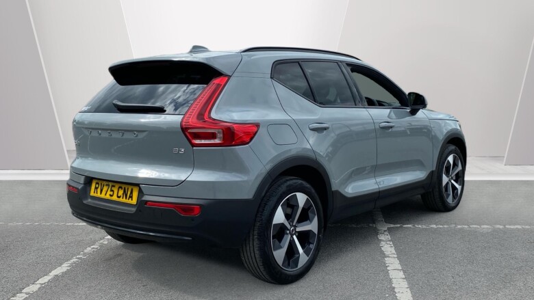 Volvo XC40 2.0 B3P Plus Dark 5dr Auto Petrol Estate